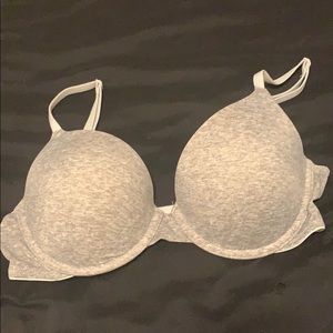 VS Pink Wear Everywhere push up